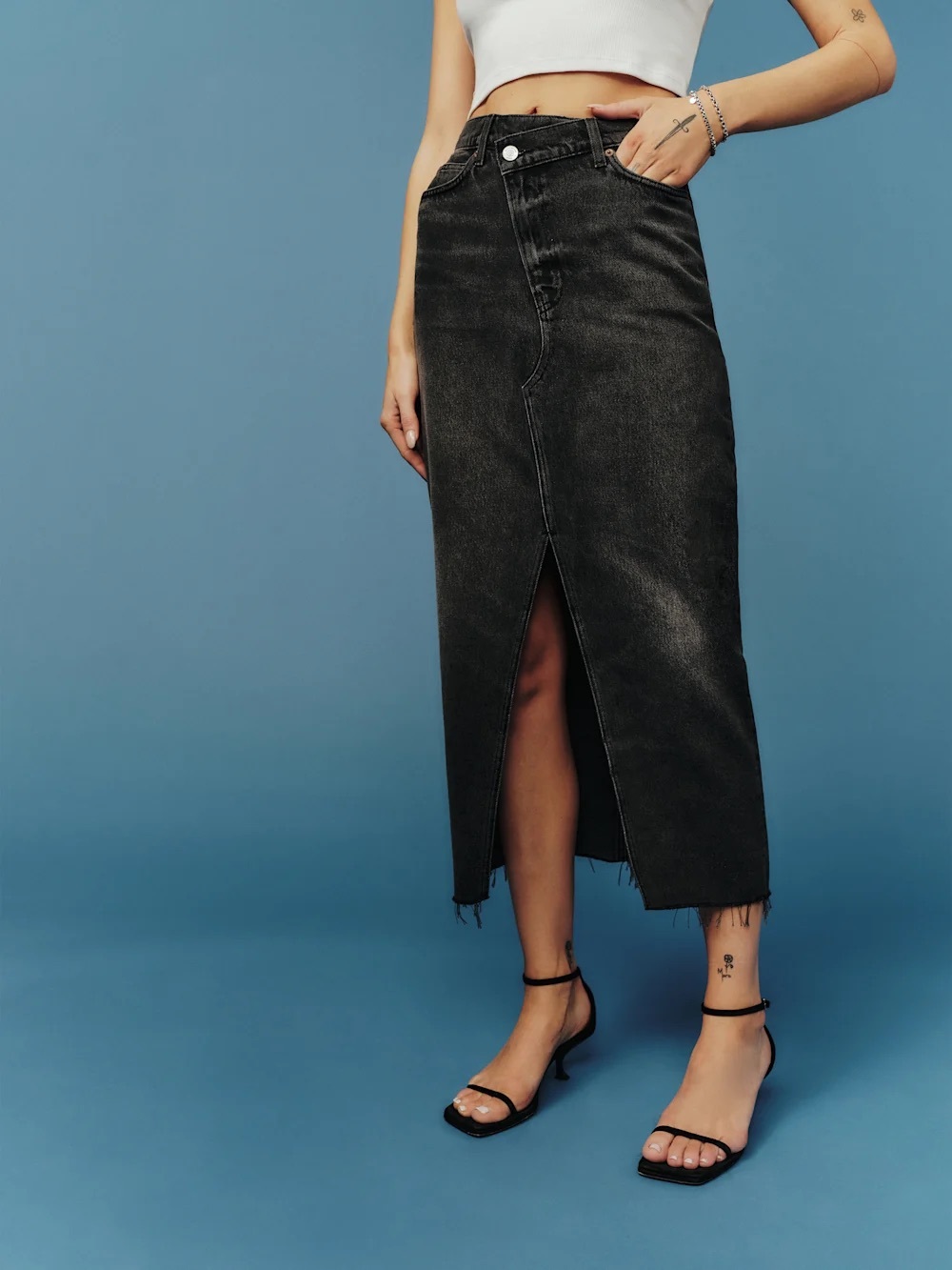 Reformation Nila Long Denim Skirt In Nome Size 27